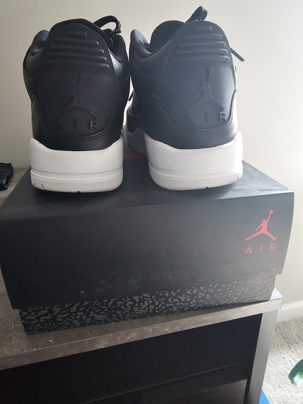 Jordan 3 Retro Black and White Low-Top Sneakers - Picture 2 of 8